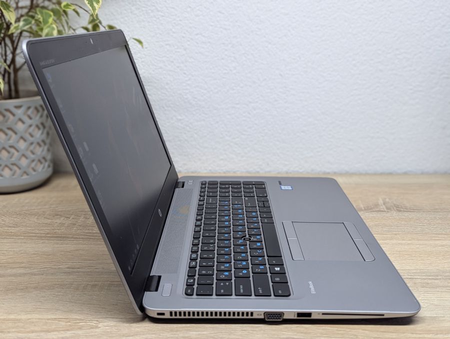 Уцінка! Ноутбук Б/В HP EliteBook 850 G3, Intel Core i5-6200U, DDR4 8 GB, SSD 128GB, 15.6" Full HD