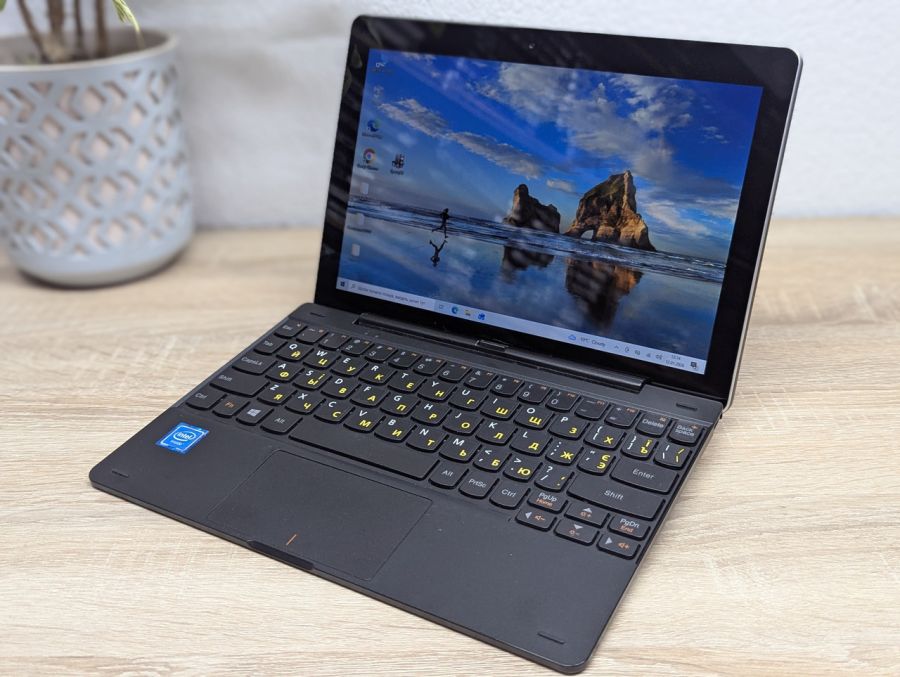 Планшет з клавіатурою Б/В Lenovo Ideapad Miix 300-10IBY:11 сенсорний, Intel Atom Z37735F,2 GB DDR3,, SSD 32