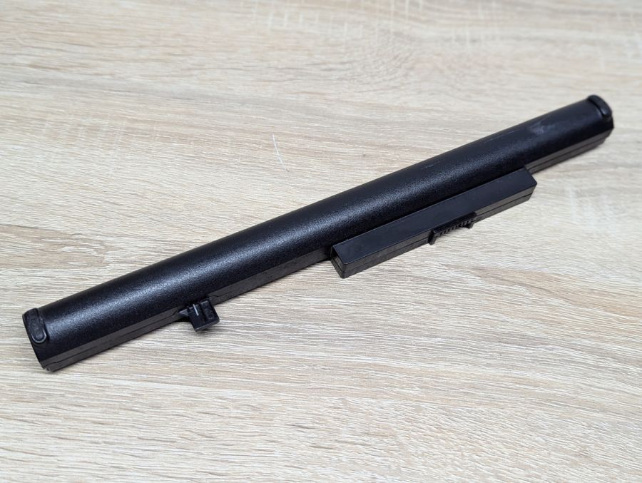 Б/В Оригінальна акумуляторна батарея Lenovo L13S4A01