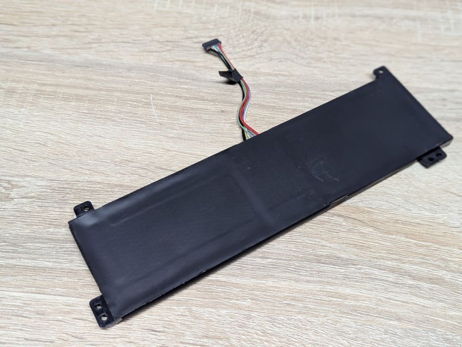Б/В Акумуляторна батарея Lenovo L17M2PB3