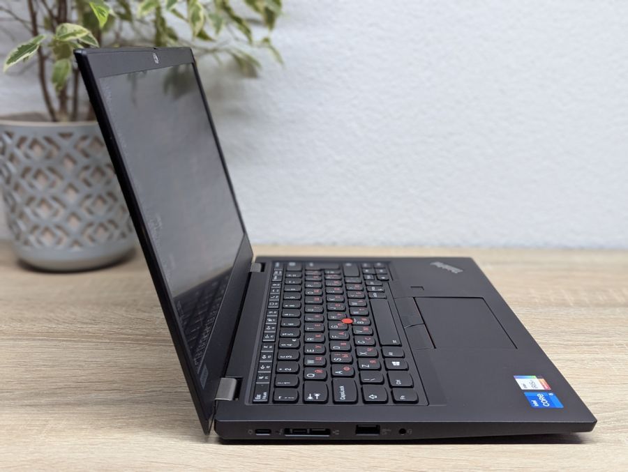 Ноутбук Б/В Lenovo ThinkPad L13, Intel Core i5-1135G7, DDR4 8 GB, SSD 256GB, 13" Full HD