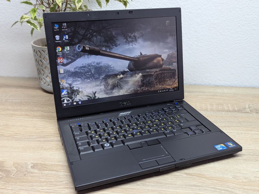 Уцінка! Ноутбук Б/В Dell Latitude E6410, Intel Core i5-560M, DDR3 8 GB, HDD 320GB, 15.6" HD