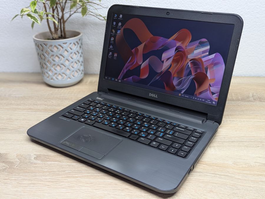 Уцінка! Ноутбук Б/В Dell Latitude 3440, Intel Core i5-4200U, DDR3 8 GB, SSD 128GB, 14" HD Сенсор