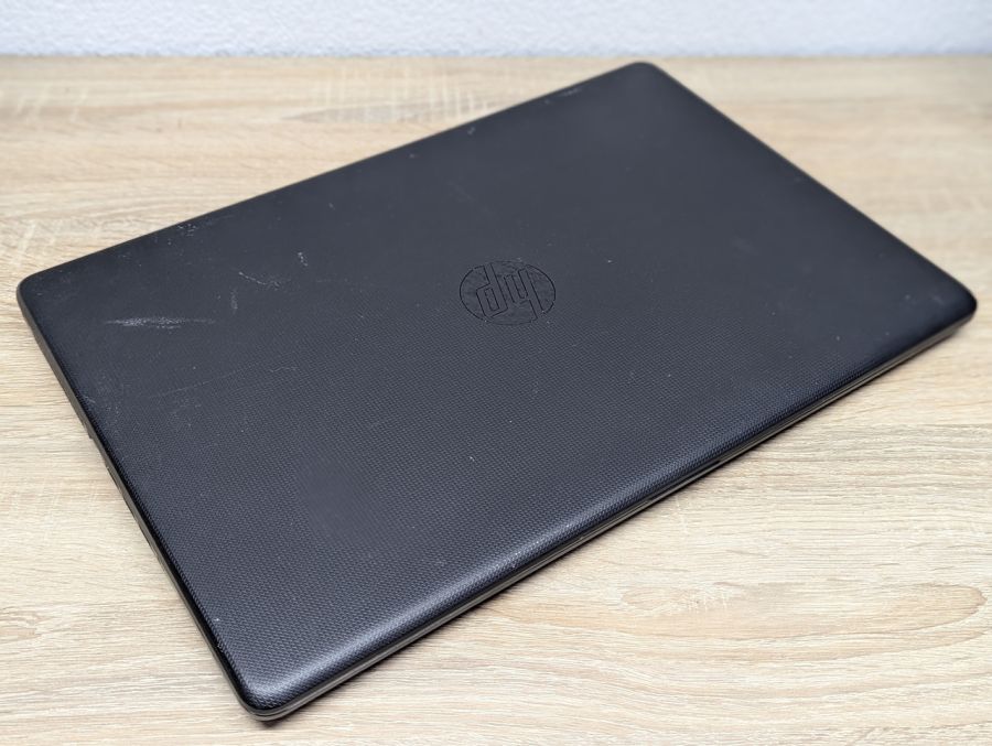 Уцінка! Ноутбук Б/В HP Laptop, Intel Core i3-6006U, DDR4 8 GB, SSD 256GB, 17" HD