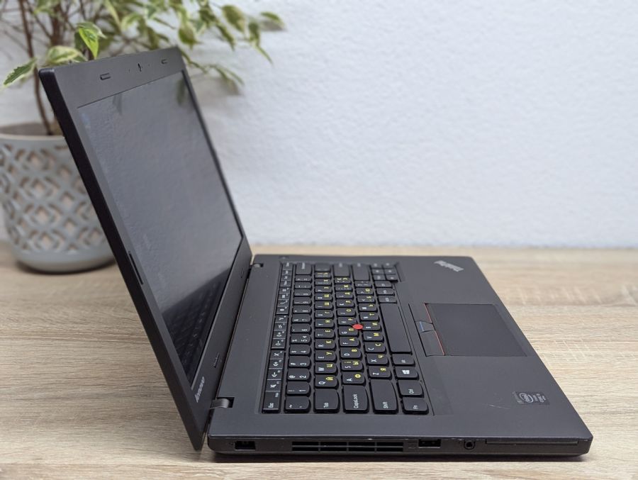 Ноутбук Б/В Lenovo ThinkPad L450, Intel Core i5-5300U, DDR3 8 GB, SSD 128GB, 14" Full HD