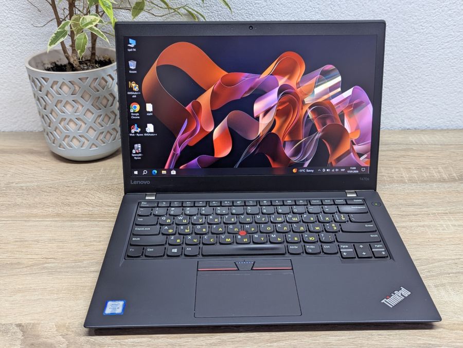 Ноутбук Б/В Lenovo T470S, Intel Core i5-6300U, DDR4 12 GB, SSD 256GB, 14" Full HD