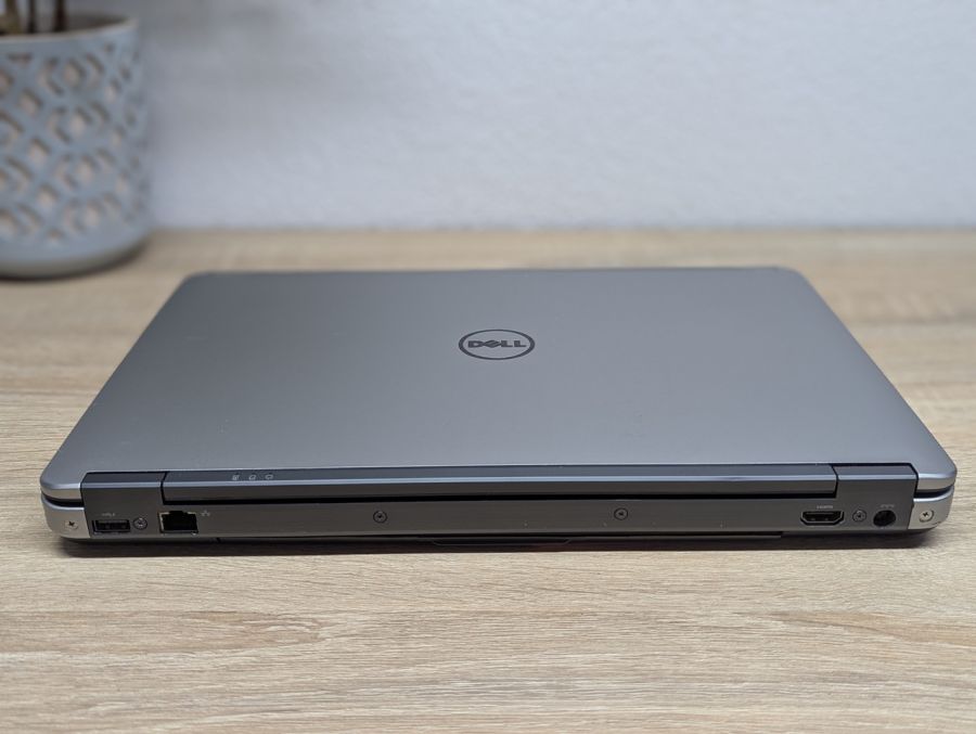Ноутбук Б/В Dell Latitude E6440, Intel Core i5-4300M, DDR3 8 GB, SSD 256GB, 14" HD