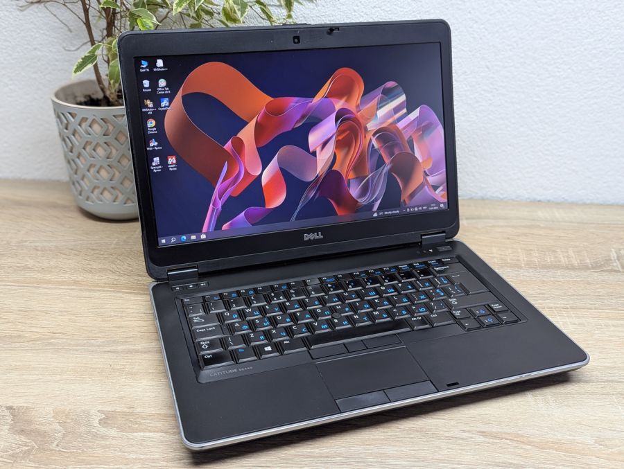 Ноутбук Б/В Dell Latitude E6440, Intel Core i5-4300M, DDR3 8 GB, SSD 256GB, 14" HD