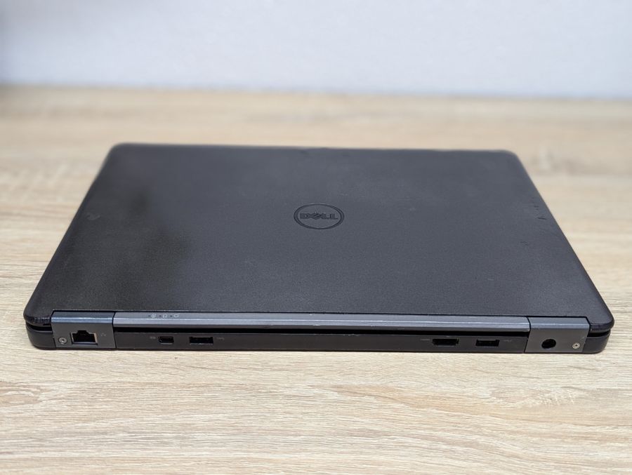 Уцінка! Ноутбук Б/В Dell Latitude E7450, Intel Core i5-5300U, DDR3 8 GB, SSD 128GB, 14" Full HD