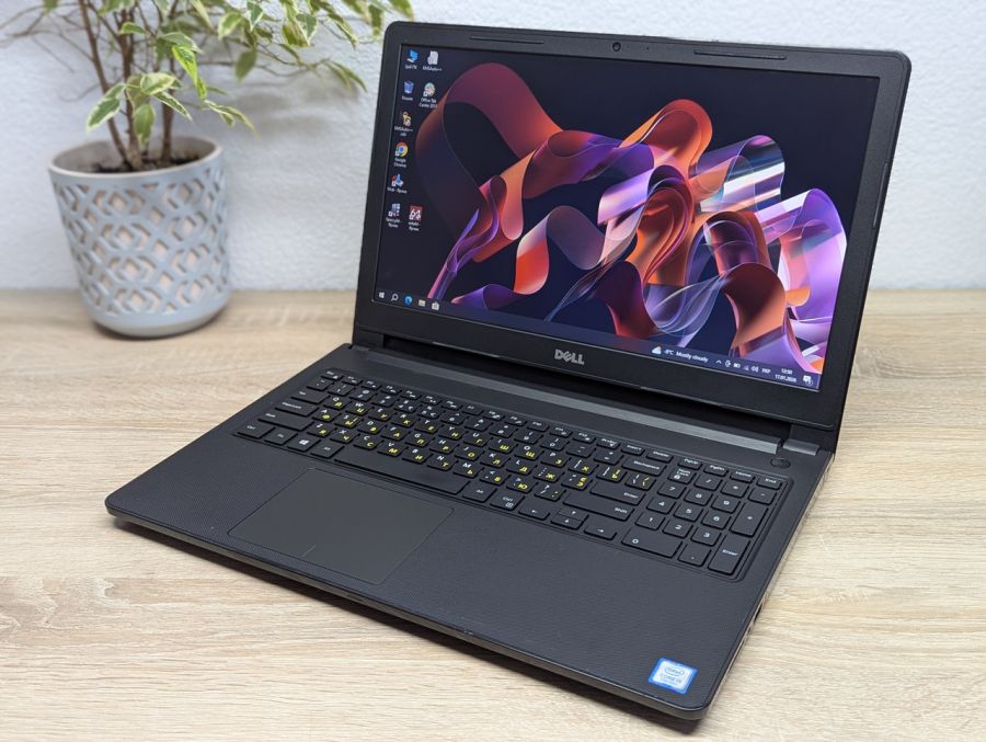 Ноутбук Б/В Dell Vostro 15-3568, Intel Core i5-7200U, DDR4 8 GB, SSD 128GB, 15.6" HD
