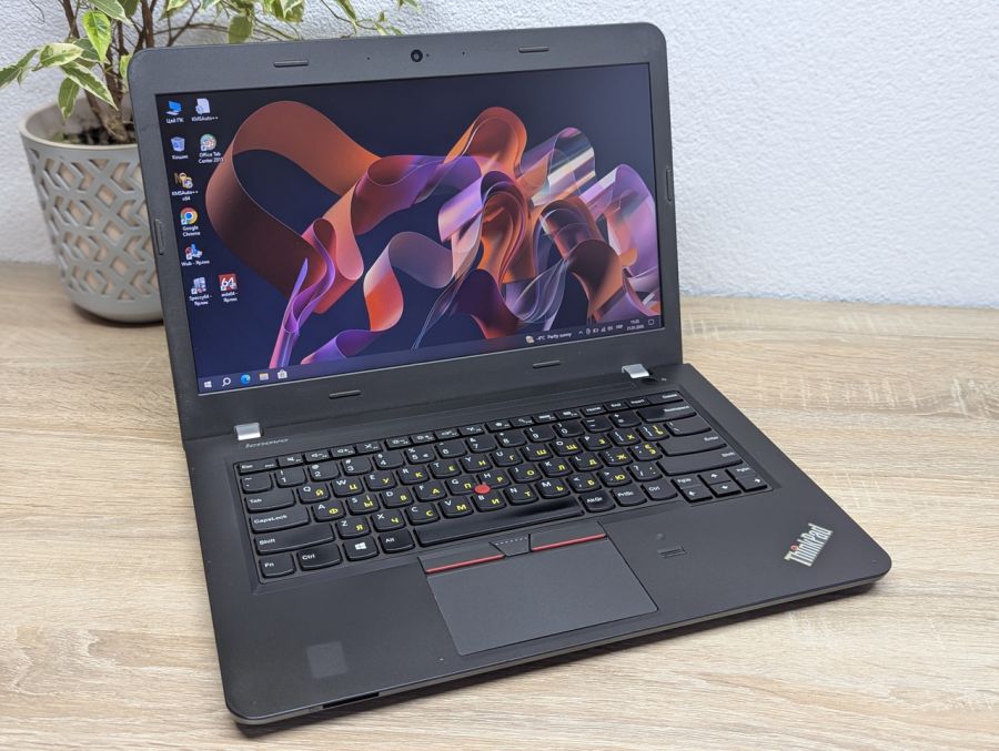 Ноутбук Б/В Lenovo ThinkPad E450, Intel Core i5-5200U, DDR3 8GB, SSD 128GB, 14" HD