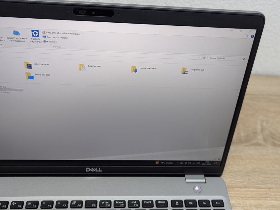 Уцінка! Ноутбук Б/В Dell Latitude 5510, Intel Core i5-10310U, DDR4 16 GB, SSD 256GB, 15.6" Full HD