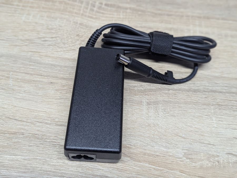 Б/В HP 65w 7.4x5.0 (Нові)