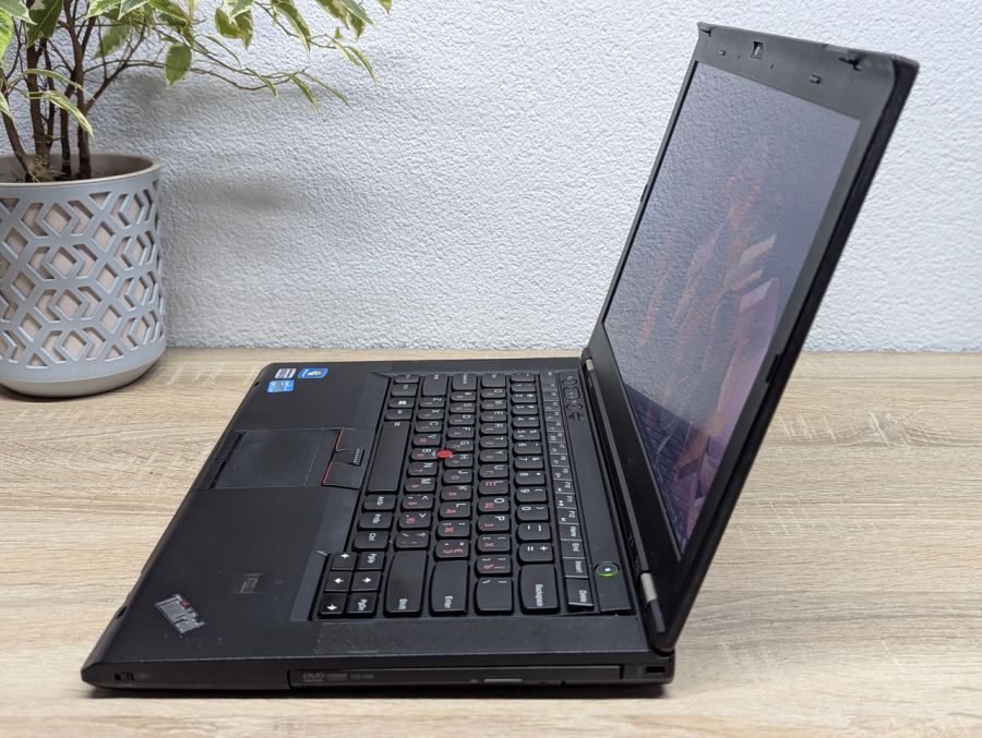 Ноутбук Б/В Lenovo T430S, Intel Core i7-3520M, DDR3 8 GB, SSD 256GB, NVIDIA NVS 5200M 1Gb, 14"