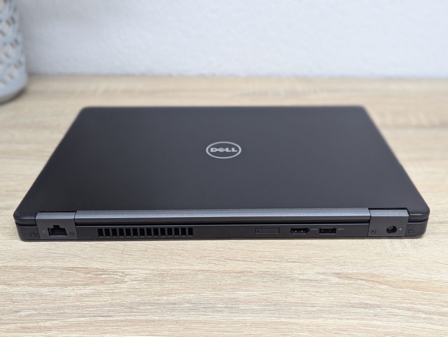 Ноутбук Б/В Dell Latitude 5480, Intel Core i5-6200U, DDR4 8 GB, SSD 128GB, 14" HD