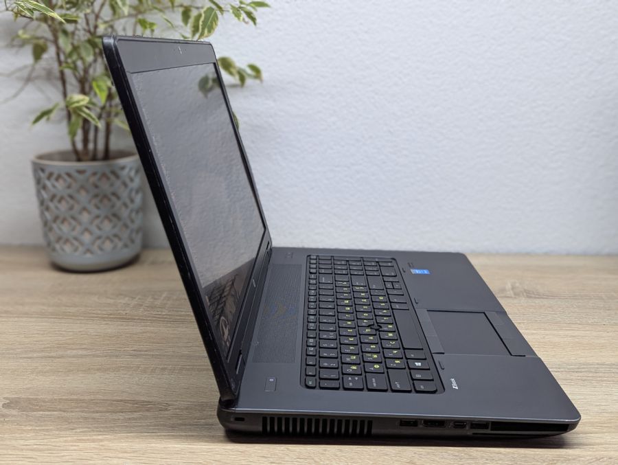 Уцінка! Ноутбук Б/В HP ZBook, Intel Core i7-4700MQ, DDR3, SSD 256GB, NVIDIA Quadro K3100M, 17" Full HD