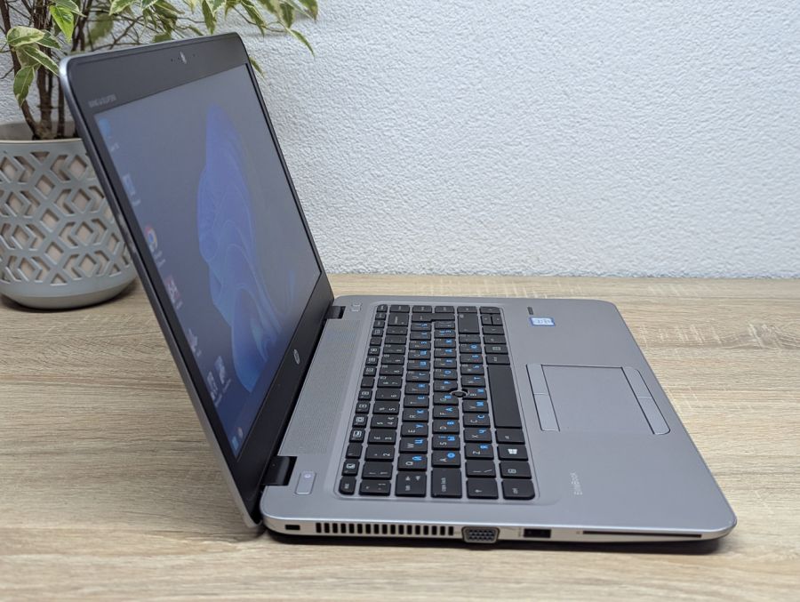 Уцінка! Ноутбук Б/В HP EliteBook 840 G3, Intel Core i5-6200U, DDR4 8 GB, SSD 128GB, 14" Full HD
