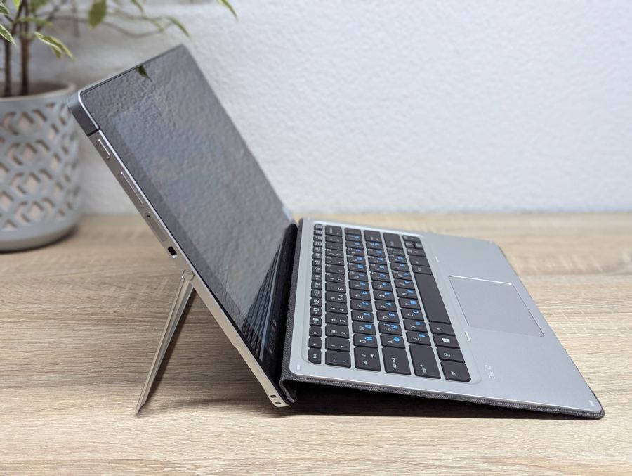 Уцінка! Ноутбук Б/В HP Elite x2 1012 G1, Intel Core m5-6Y54, DDR3 8 GB, SSD 128GB, 12" Full HD Сенсор