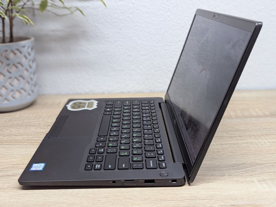 Ноутбук Б/В Dell Latitude 7400, Intel Core i5-8365U, DDR4 8GB, SSD 256GB, 14" Full HD