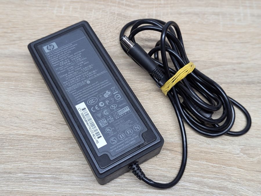 Б/В Б\В Блок живлення HP 65W 7.4x5.0