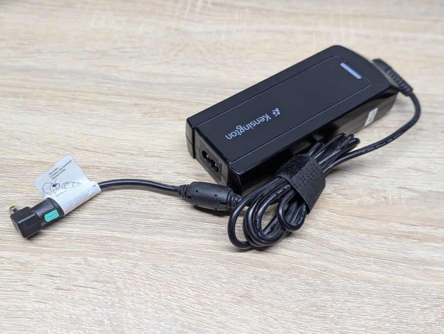 Б/В Блок живлення Kensington Wall Laptop Power Charger with USB Power Port 90W 5.5 x 2.5 мм
