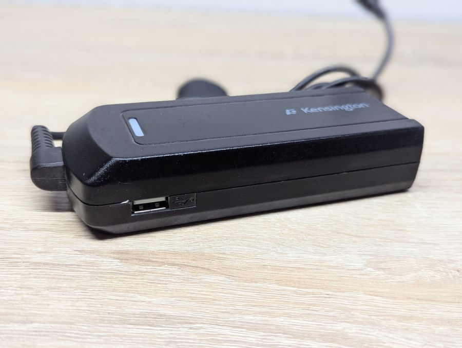 Б/В Блок живлення Kensington Wall Laptop Power Charger with USB Power Port 90W