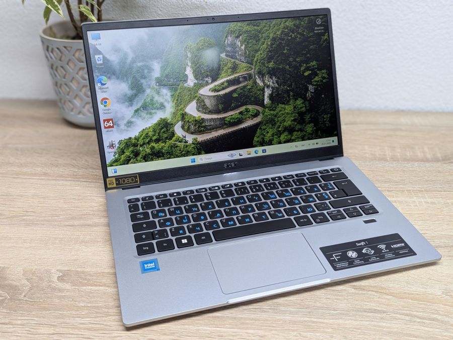 Ноутбук Б/В Acer Swift SF114-34, Intel Celeron N5100, DDR4 4 GB, SSD 128GB + SSD 256GB, 14" Full HD