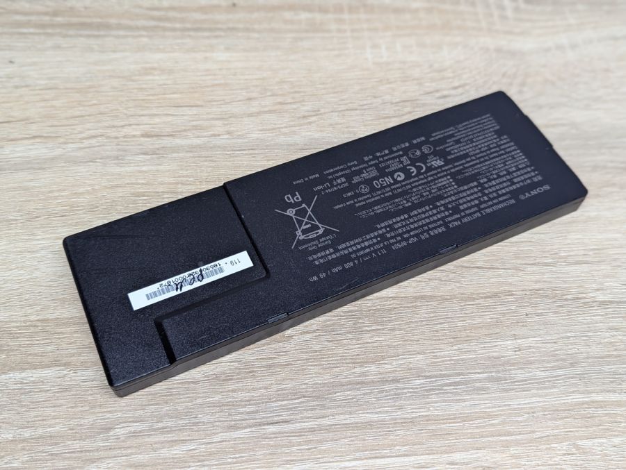 Б/В Оригінальна акумуляторна батарея Sony VGP-BPS24
