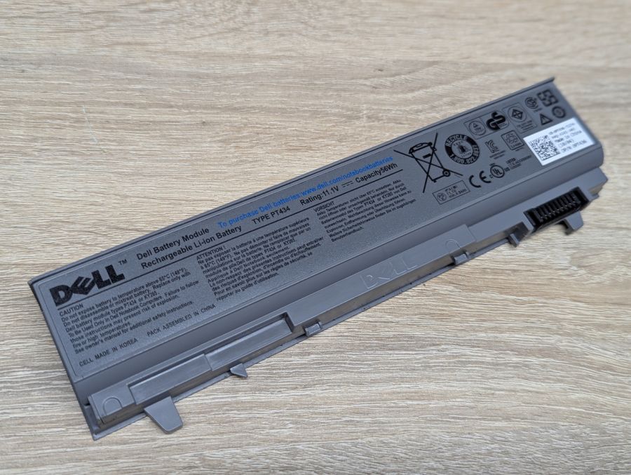 Б/В Оригінальна акумуляторна батарея Dell PT434