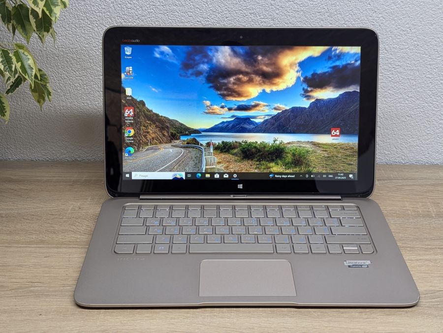 Ноутбук Б/В HP Spectre x2, Intel Core i3-4012Y, DDR3 4 GB, SSD 128GB, 14" Full HD Сенсор