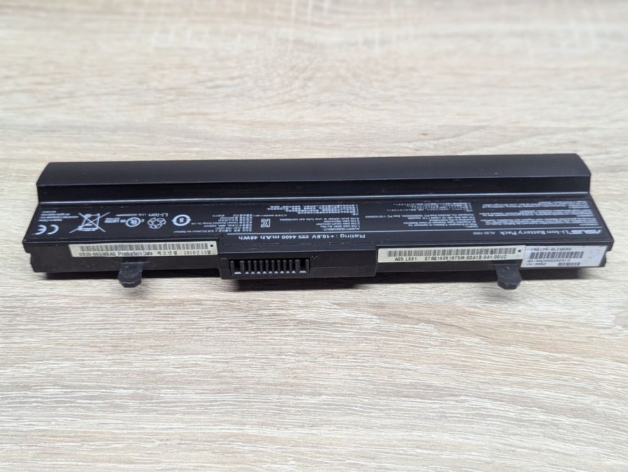 Б/В Оригінальна акумуляторна батарея Asus AL32-1005