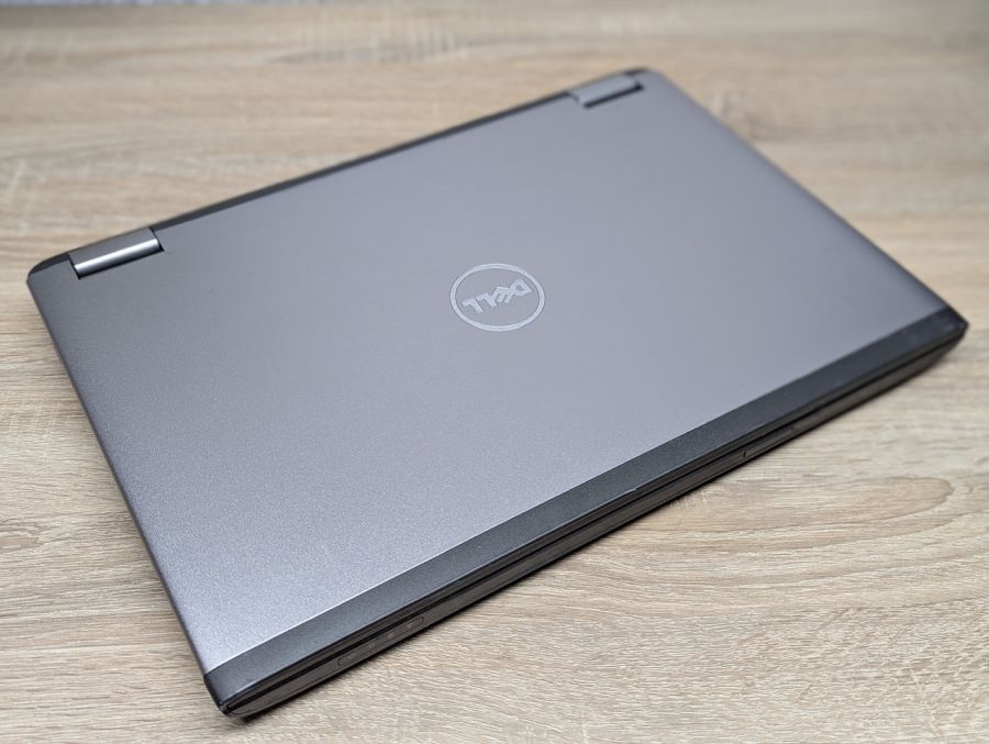 Уцінка! Ноутбук Б/В Dell Vostro 3560, Intel Core i3-3120M, DDR3 8 GB, SSD 128GB, 15.6" HD