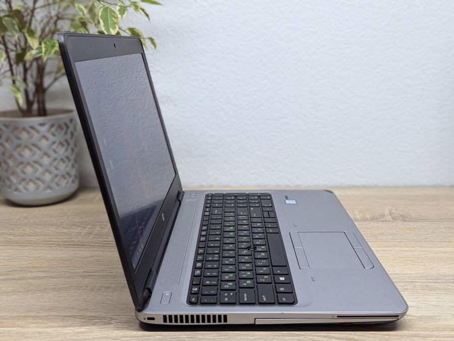 Уцінка! Ноутбук Б/В HP ProBook 650 G2, Intel Core i5-6200U, DDR4 8 GB, SSD 128GB, 15.6" Full HD
