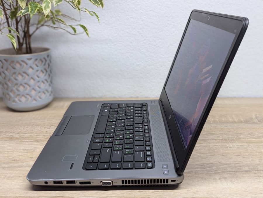 Уцінка! Ноутбук Б/В HP ProBook 640 G1, Intel Core i5-4210M, DDR3 8 GB, SSD 128GB, 14" (1600x900x60Hz)