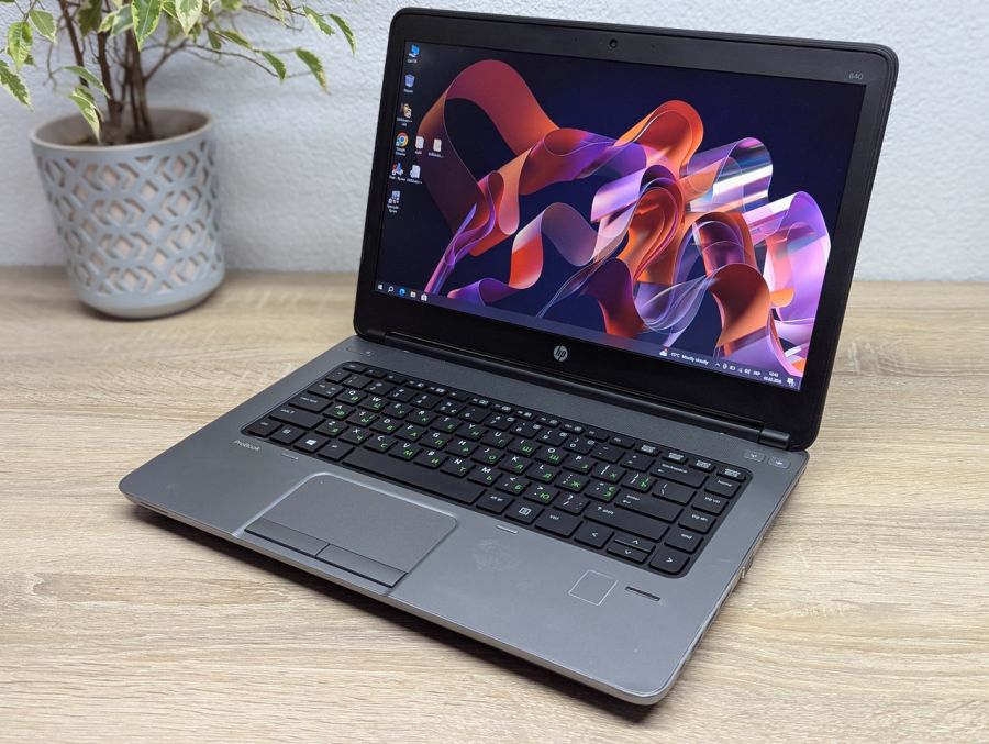 Уцінка! Ноутбук Б/В HP ProBook 640 G1, Intel Core i5-4210M, DDR3 8 GB, SSD 128GB, 14" (1600x900x60Hz)