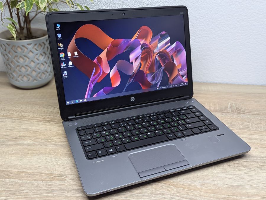 Уцінка! Ноутбук Б/В HP ProBook 640 G1, Intel Core i5-4210M, DDR3 8 GB, SSD 128GB, 14" (1600x900x60Hz)