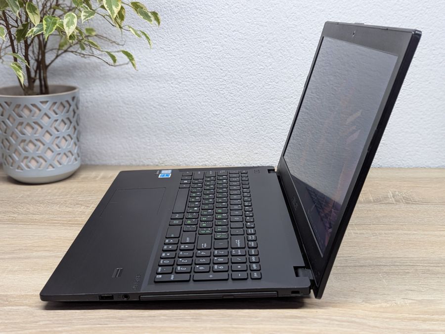 Ноутбук Б/В ASUS P2540U, Intel Core i3-7100U, DDR3 8 GB, SSD 128GB, 15.6" Full HD