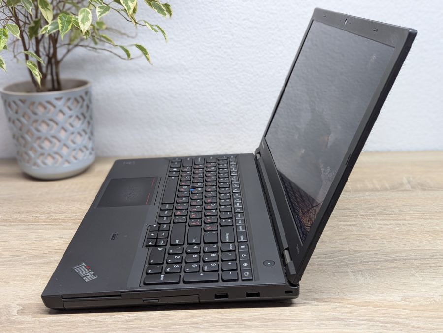 Ноутбук Б/В Lenovo T540P, Intel Core i7-4710MQ, DDR3 8 GB, SSD 128GB, NVIDIA GeForce GT 730M 1Gb, 15.6" (2880x1620)