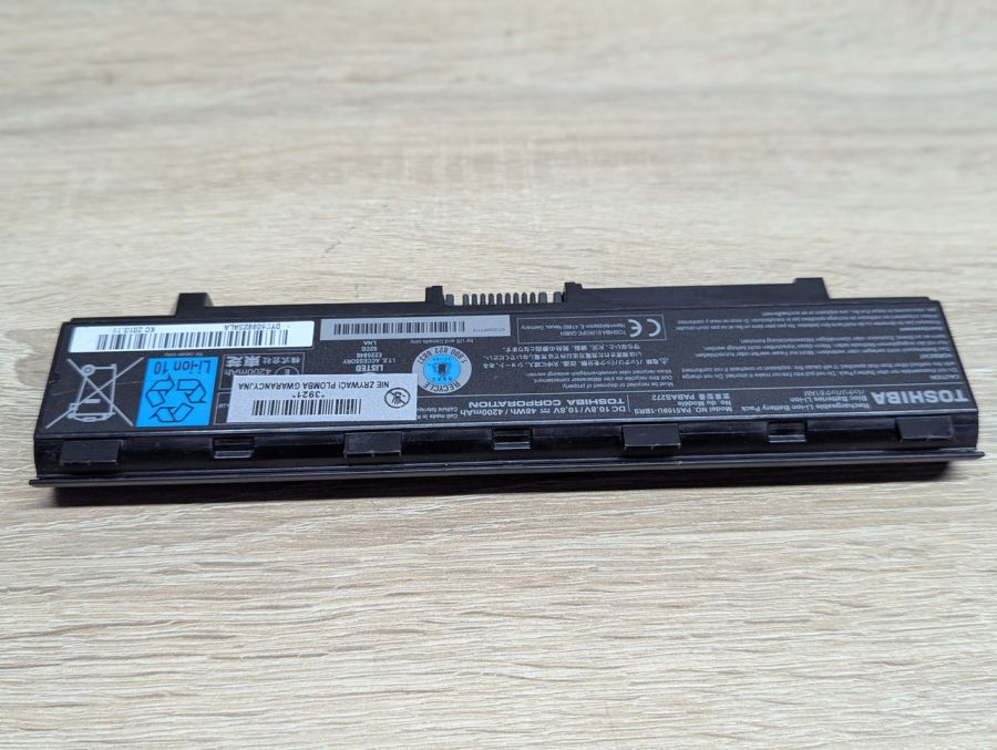 Б/В Акумуляторна батарея Toshiba PA5109U-1BRS