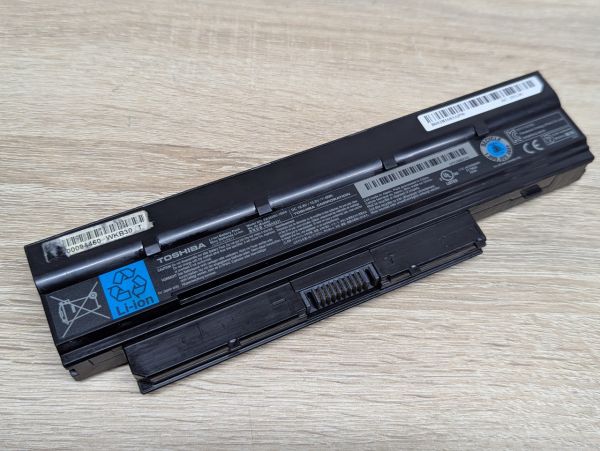 Б/В Акумуляторна батарея Toshiba PA3820U-1BRS