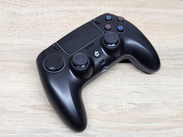Новий Контролер для PlayStation 4 (P4)
