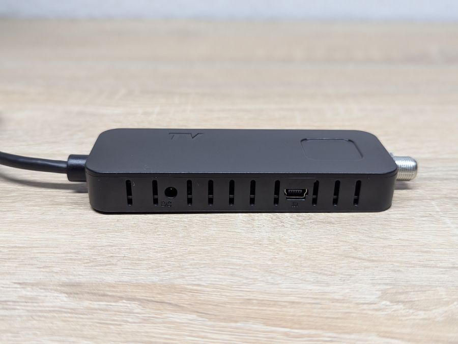 Новий Цифровий супутниковий ресивер Dcolor DVB-S/S2 HD TV Stick
