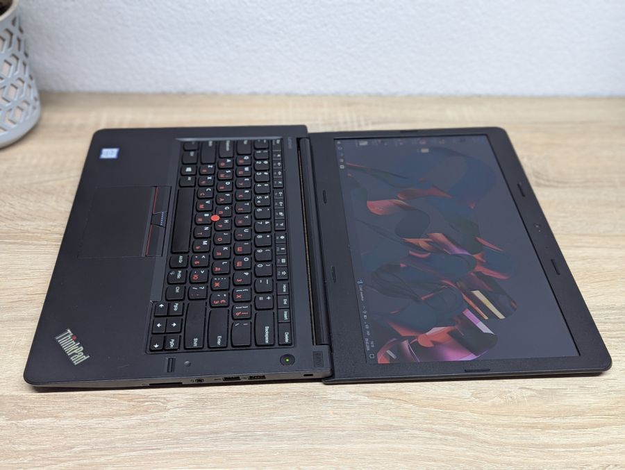 Уцінка! Ноутбук Б/В Lenovo ThinkPad E470, Intel Core i5-7200U, DDR4 8 GB, SSD 128GB, 14" HD