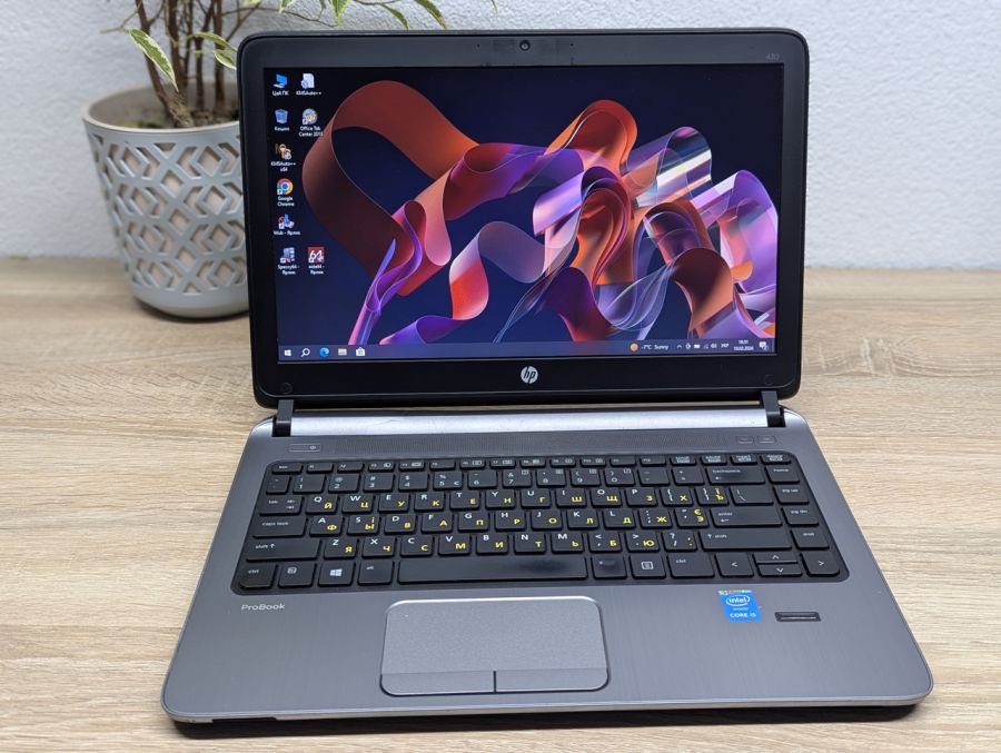 Ноутбук Б/В HP ProBook 430 G2, Intel Core i5-5200U, DDR3 8 GB, SSD 256GB, 12.5" HD