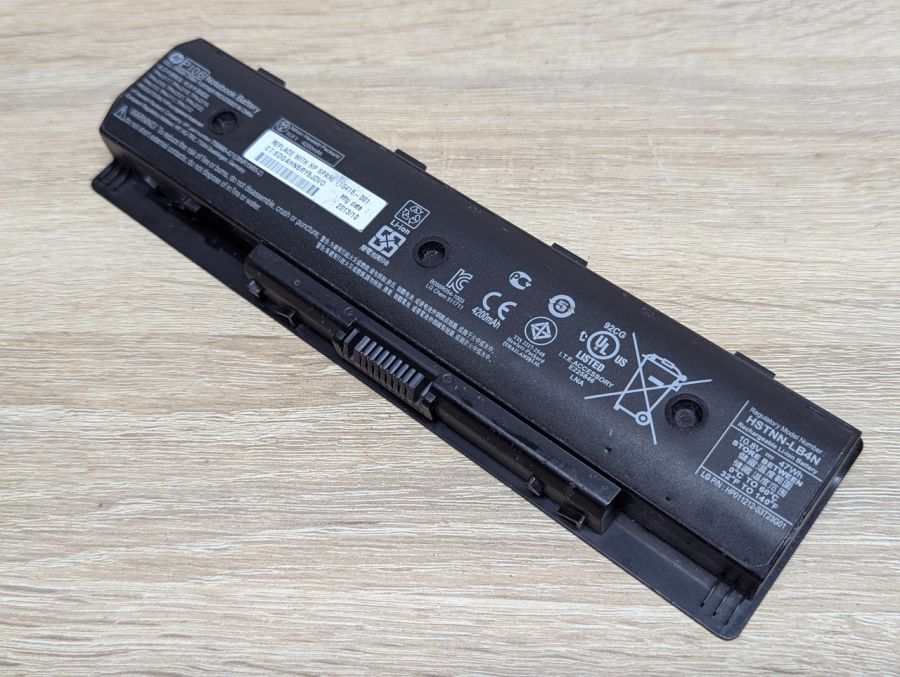 Б/В Акумуляторна батарея HP PI06
