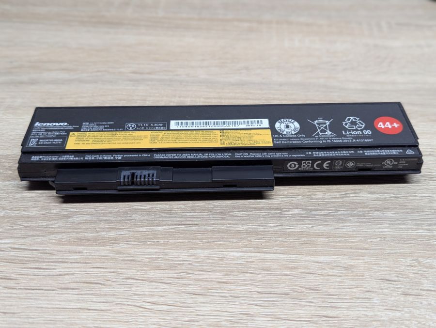 Б/В Оригінальна акумуляторна батарея Lenovo 45N1024 (45N1025)