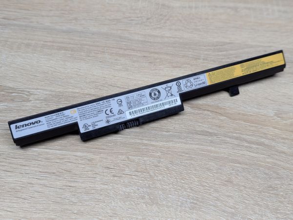 Б/В Оригінальна акумуляторна батарея Lenovo L13L4A01