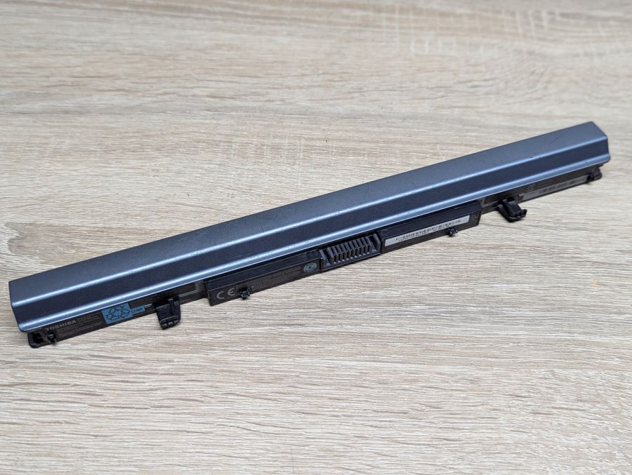Б/В Оригінальна акумуляторна батарея Toshiba PA5076U-1BRS