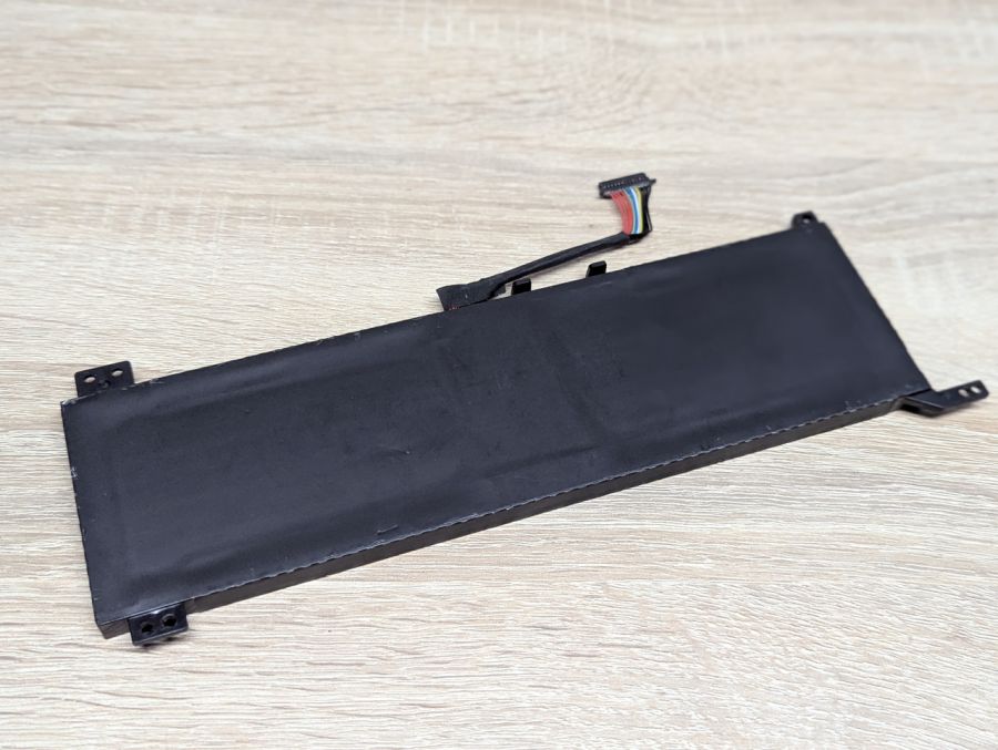 Б/В Акумуляторна батарея Green Cell L19M4PC0,LE180