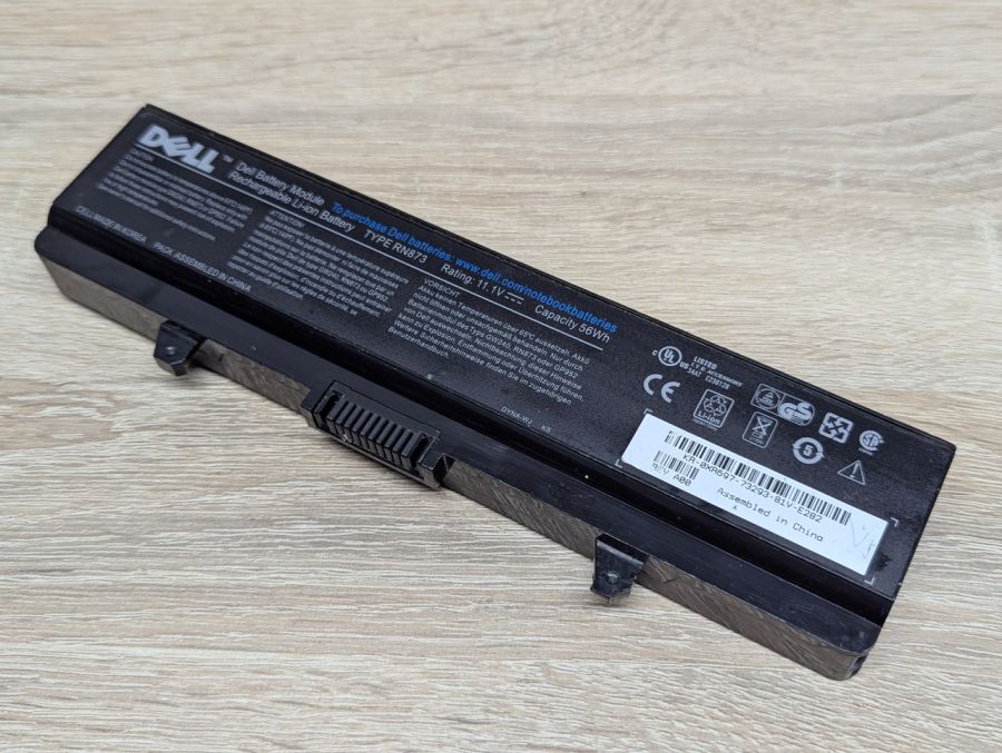 Б/В Оригінальна акумуляторна батарея Dell RN873